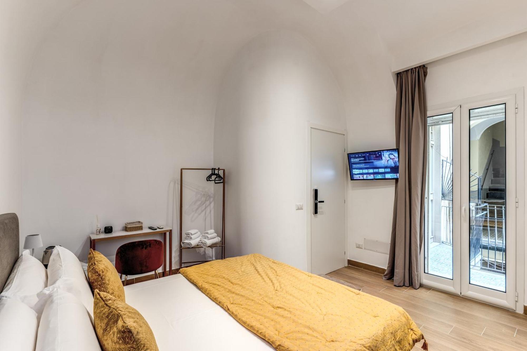 Domus Partenopea Napels Buitenkant foto