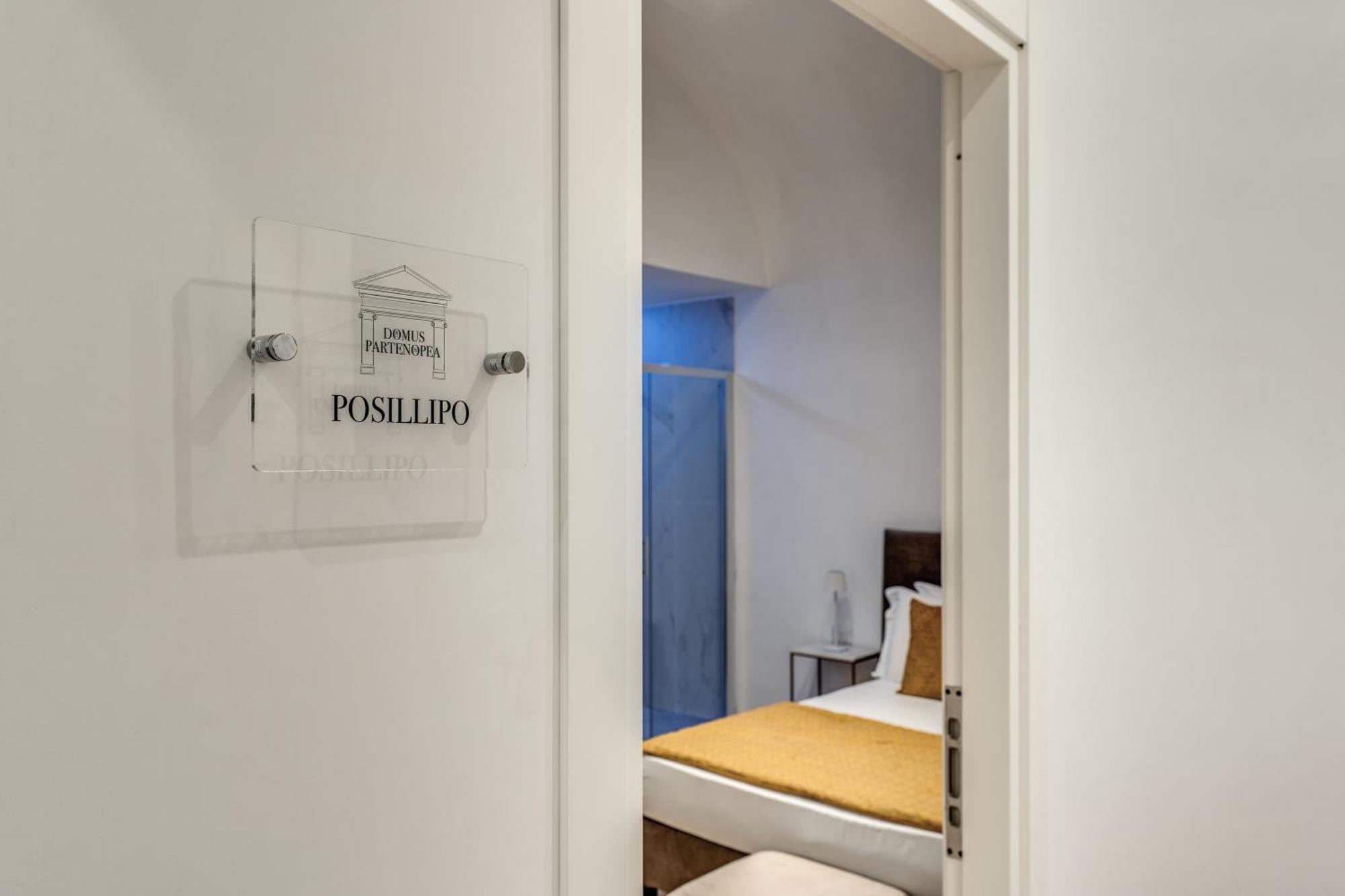 Domus Partenopea Napels Buitenkant foto