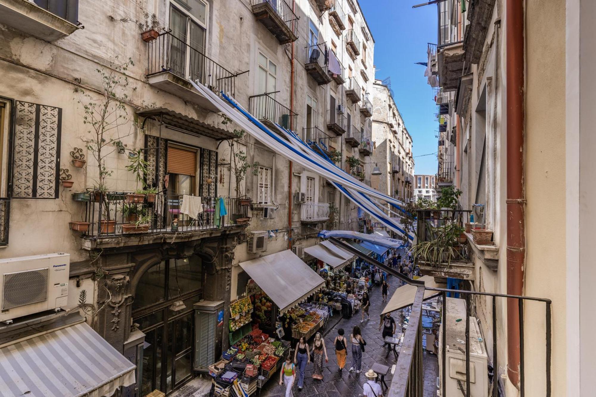 Domus Partenopea Napels Buitenkant foto