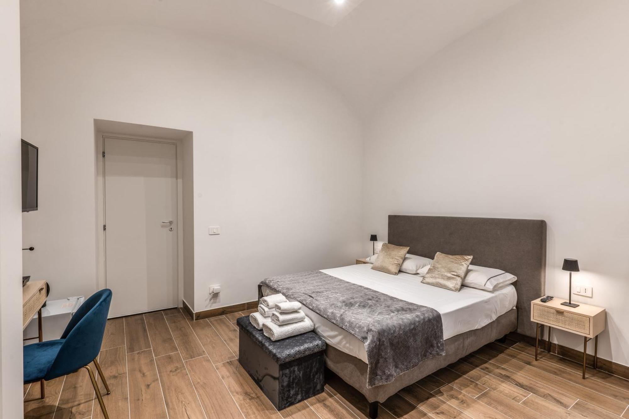 Domus Partenopea Napels Buitenkant foto