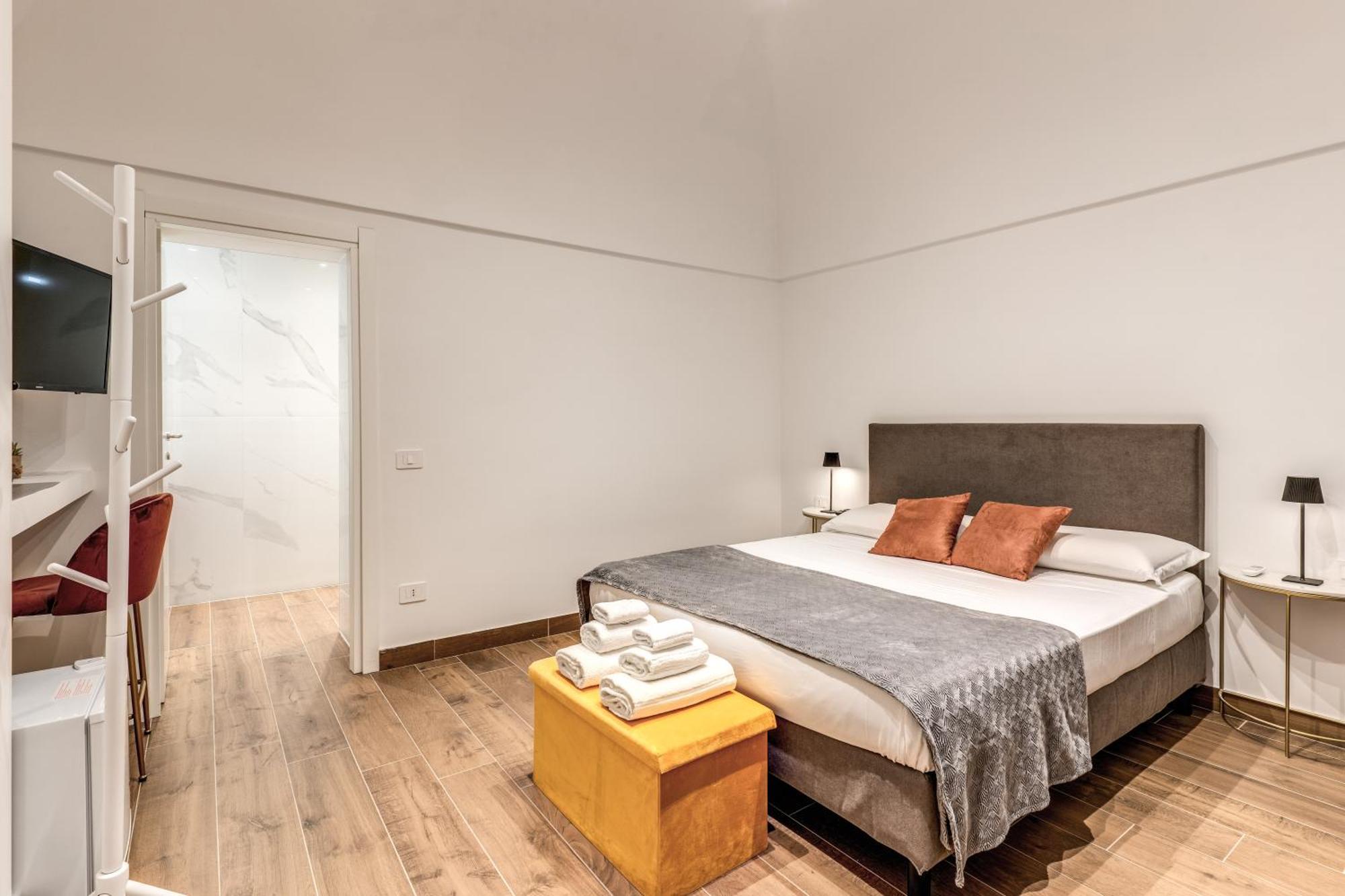 Domus Partenopea Napels Buitenkant foto