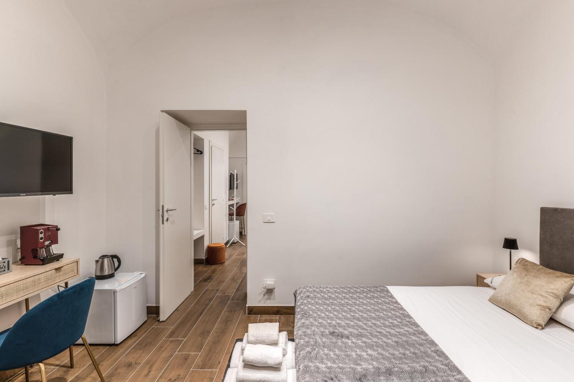 Domus Partenopea Napels Buitenkant foto